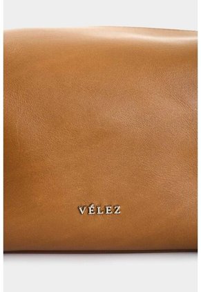 Cosmetiquera De Cuero Para Mujer Coralia Cosmetiquera De Cuero Para Mujer Coralia Miel VÉLEZ