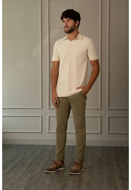 Polo Semifitted Ilia Para Hombre Escote En V Polo Semifitted Ilia Para Hombre Escote En V Crema XX Vélez