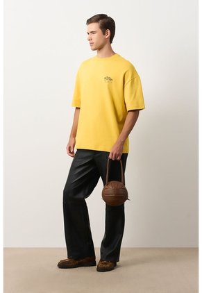 Camiseta Relaxed Fit Para Hombre Camiseta Relaxed Fit Para Hombre Amarillo S VÉLEZ