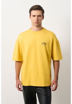 Camiseta Relaxed Fit Para Hombre Camiseta Relaxed Fit Para Hombre Amarillo S VÉLEZ
