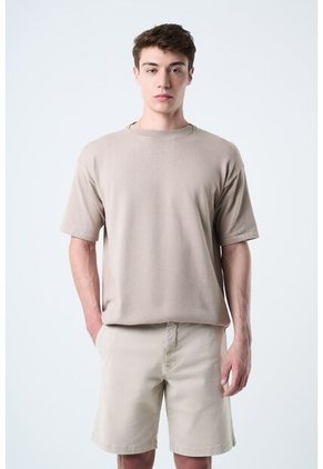 Bermuda Acacia En Drill Para Hombre Silueta Amplia Bermuda Acacia En Drill Para Hombre Silueta Amplia Crema 38 VÉLEZ