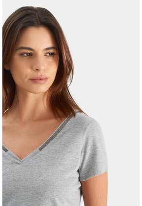 Camiseta Millare Para Mujer Manga Corta Gris Camiseta Millare Para Mujer Manga Corta Gris XS VÉLEZ