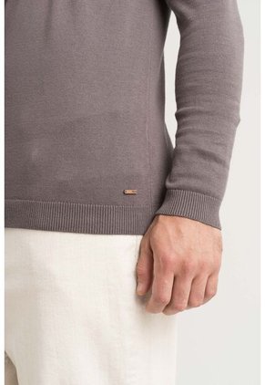 Polo Manga Larga Pyxis Tejida Para Hombre Polo Manga Larga Pyxis Tejida Para Hombre Gris Pistola S VÉLEZ