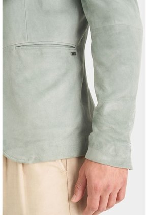 Blazer Niger De Gamuza Para Hombre Fit Semi Ajustado Blazer Niger De Gamuza Para Hombre Fit Semi Ajustado Agua Marina M VÉLEZ