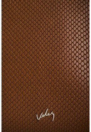 Bowling Nectaria En Cuero Grabado Para Mujer Bowling Nectaria En Cuero Grabado Para Mujer Miel VÉLEZ