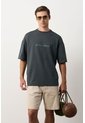 Camiseta Relaxed Fit Para Hombre Camiseta Relaxed Fit Para Hombre Gris Pistola M VÉLEZ de Vélez