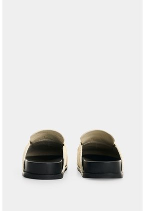 Suecos Tipo Mule En Cuero Para Mujer Tairu Suecos Tipo Mule En Cuero Para Mujer Tairu Crema 39 VÉLEZ