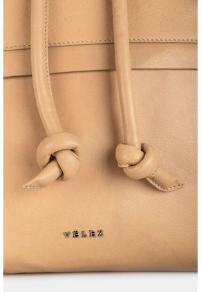 Morral De Cuero Amatista Para Mujer Detalles Anudados Morral De Cuero Amatista Para Mujer Detalles Anudados Kaky Vélez