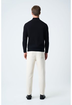 Sweater Misuri Tejido Para Hombre Cuello Alto Sweater Misuri Tejido Para Hombre Cuello Alto Negro M VÉLEZ