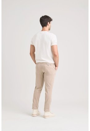 Pantalón Chino Italo Para Hombre Semifitted Pantalón Chino Italo Para Hombre Semifitted Arena 36 VÉLEZ