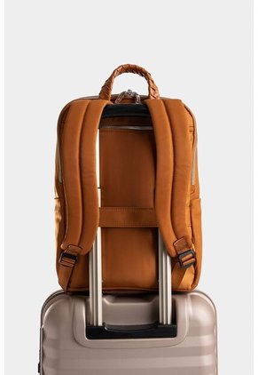 Morral Marfilo De Cuero Y Nylon Para Mujer Manija Trenzada Morral Marfilo De Cuero Y Nylon Para Mujer Manija Trenzada Miel VÉLEZ