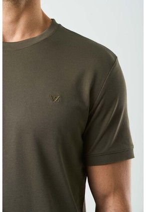 Camiseta Micropima Arizona Para Hombre Semi Ajustada Camiseta Micropima Arizona Para Hombre Semi Ajustada Verde Oliva XXL VÉLEZ