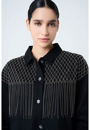 Chaqueta Alhena En Tejido Plano Para Mujer Bordado Millaré Chaqueta Alhena En Tejido Plano Para Mujer Bordado Millaré Negro M VÉLEZ