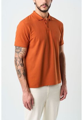 Polo Para Hombre Semi Fit Detalle Jacquard Polo Para Hombre Semi Fit Detalle Jacquard Naranja S VÉLEZ