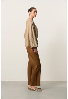 Sweater Oversize Tejido Para Mujer Cayena Sweater Oversize Tejido Para Mujer Cayena Arena XS VÉLEZ