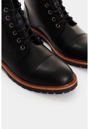 Botas De Cuero Para Hombre Ray Botas De Cuero Para Hombre Ray Negro 40 VÉLEZ