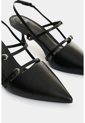 Tacones Cerrados Brielle De Cuero Folia Para Mujer Brillo Tacones Cerrados Brielle De Cuero Folia Para Mujer Brillo Negro 34 VÉLEZ
