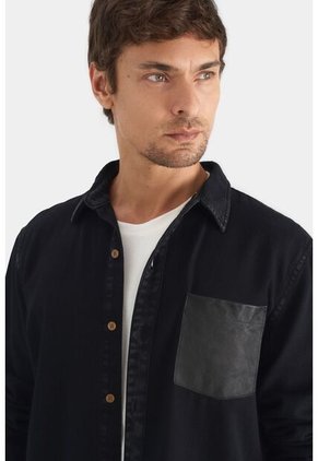 Sobrecamisa Duna Manga Larga De Algodón Para Hombre Bolsillo En Cuero Sobrecamisa Duna Manga Larga De Algodón Para Hombre Bolsillo En Cuero Negro M VÉLEZ