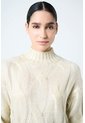 Sweater Rock En Tejido Rectilíneo Para Mujer Efecto Metalizado Sweater Rock En Tejido Rectilíneo Para Mujer Efecto Metalizado Dorado XL VÉLEZ de Vélez