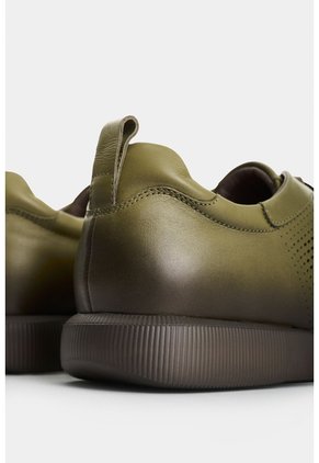 Zapatos De Atadura En Cuero Para Hombre Tikal Zapatos De Atadura En Cuero Para Hombre Tikal Verde Oliva 40 VÉLEZ