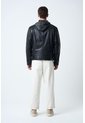 Chaqueta Belmont De Cuero Para Hombre Capucha Y Pechera Chaqueta Belmont De Cuero Para Hombre Capucha Y Pechera Negro S VÉLEZ de Vélez