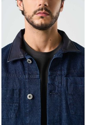 Chaqueta Lerna En Denim Y Cuero Para Hombre Silueta Trucker Chaqueta Lerna En Denim Y Cuero Para Hombre Silueta Trucker Azul Oscuro L VÉLEZ