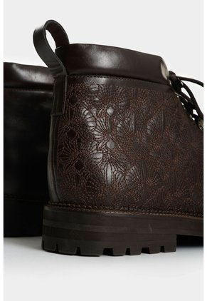 Botas Tipo Hiking En Cuero Para Hombre Nacar Botas Tipo Hiking En Cuero Para Hombre Nacar Cafe 41 VÉLEZ