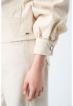 Chaqueta Ocaso Para Mujer Oversized Chaqueta Ocaso Para Mujer Oversized Crema L VÉLEZ