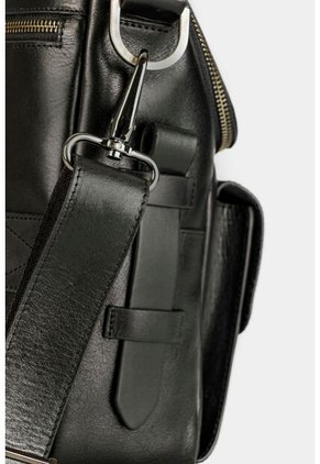 Maletín Portátil " New Archeology" De Cuero Negro Maletín Portátil " New Archeology" De Cuero Negro Vélez