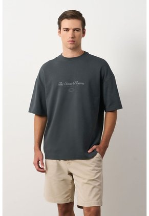 Camiseta Relaxed Fit Para Hombre Camiseta Relaxed Fit Para Hombre Gris Pistola XXL VÉLEZ