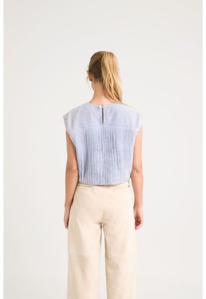 Camisa Clavel En Cuero Gamuza Para Mujer Detalle Prenses Camisa Clavel En Cuero Gamuza Para Mujer Detalle Prenses Azul Claro L VÉLEZ