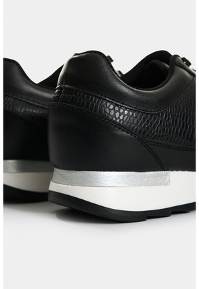 Tenis De Cuero Con Detalle Grabado Para Mujer Tropical 2 Tenis De Cuero Con Detalle Grabado Para Mujer Tropical 2 Negro 39 VÉLEZ