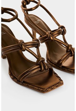 Sandalia Tacón De Cuero Para Mujer Ocaso Sandalia Tacón De Cuero Para Mujer Ocaso Bronce 39 VÉLEZ