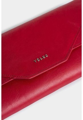 Billetera Porta Chequera Damasco De Cuero Para Mujer Diseño Hexagonal Billetera Porta Chequera Damasco De Cuero Para Mujer Diseño Hexagonal Rojo VÉLEZ