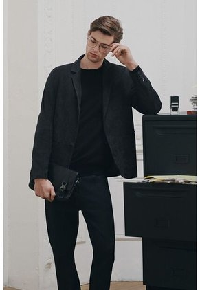 Blazer Niger De Gamuza Para Hombre Fit Semi Ajustado Blazer Niger De Gamuza Para Hombre Fit Semi Ajustado Negro L VÉLEZ