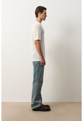 Camiseta Tejida Para Hombre Serrano Camiseta Tejida Para Hombre Serrano Crema S VÉLEZ
