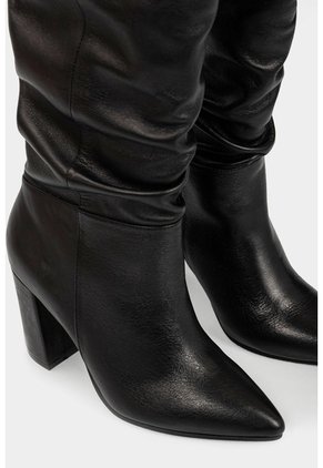Botas Tacón Caña Alta Kaskai De Cuero Para Mujer Horma En Punta Negro Botas Tacón Caña Alta Kaskai De Cuero Para Mujer Horma En Punta Negro 36 VÉLEZ