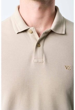 Polo Manga Corta Essential Para Hombre Textura Polo Manga Corta Essential Para Hombre Textura Kaky XXL VÉLEZ