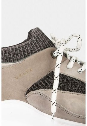 Tenis Deportivos Explorer De Cuero Y Capellada Tejida Para Hombre Efecto Envejecido Gris Tenis Deportivos Explorer De Cuero Y Capellada Tejida Para Hombre Efecto Envejecido Gris 43 Vélez