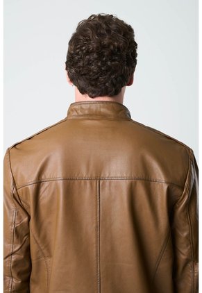 Chaqueta Bosa De Cuero Para Hombre Fit Semi Holgado Chaqueta Bosa De Cuero Para Hombre Fit Semi Holgado Miel S VÉLEZ