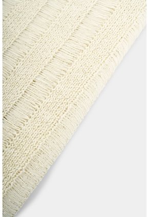 Bufanda Tejida Con Lurex Y Flecos Para Mujer Tika Bufanda Tejida Con Lurex Y Flecos Para Mujer Tika Crema XS VÉLEZ