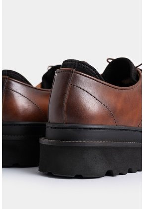 Zapato De Cordón Hoggar Para Hombre Acabado Artesanal Zapato De Cordón Hoggar Para Hombre Acabado Artesanal Miel 40 VÉLEZ