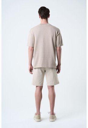 Bermuda Acacia En Drill Para Hombre Silueta Amplia Bermuda Acacia En Drill Para Hombre Silueta Amplia Crema 32 VÉLEZ