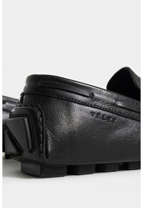 Mocasines Oporto De Cuero Para Hombre Efecto Tamponado Mocasines Oporto De Cuero Para Hombre Efecto Tamponado Negro 40 VÉLEZ