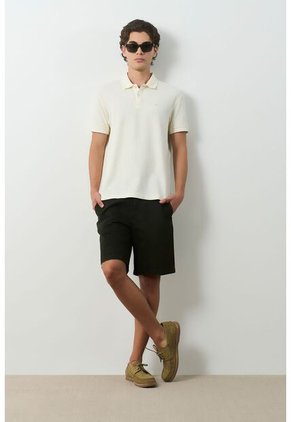 Polo Manga Corta Essential Para Hombre Textura Polo Manga Corta Essential Para Hombre Textura Crema XS VÉLEZ