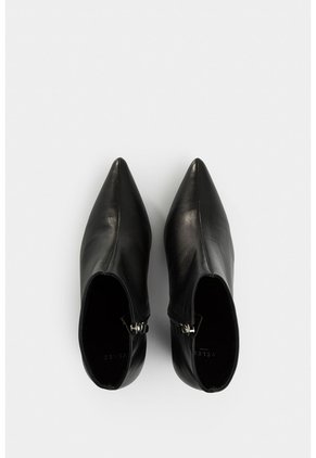 Botines Agata De Cuero Para Mujer Silueta Punta Botines Agata De Cuero Para Mujer Silueta Punta Negro 39 VÉLEZ