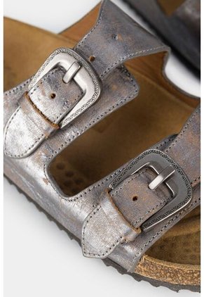 Sandalias Planas De Cuero Folia Para Mujer Hebillas Tipo Concho Sandalias Planas De Cuero Folia Para Mujer Hebillas Tipo Concho Gris Pistola 37 Vélez