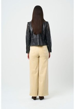 Chaqueta Biker De Cuero Para Mujer Cristales Chaqueta Biker De Cuero Para Mujer Cristales Negro Perlado S VÉLEZ