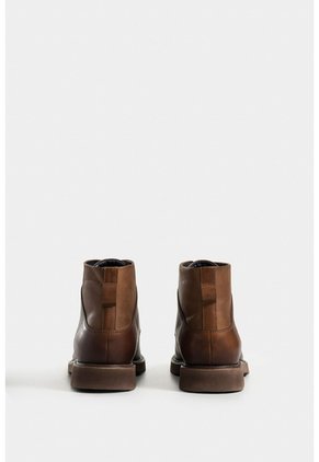 Botas Placa 2 De Cuero Para Hombre Suela Tractorada Botas Placa 2 De Cuero Para Hombre Suela Tractorada Miel 46 VÉLEZ