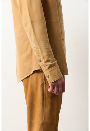Camisa Manga Larga Para Hombre Gamuza Camisa Manga Larga Para Hombre Gamuza Miel L VÉLEZ